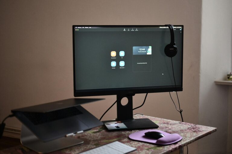 Monitor Stands vs. Laptop Risers: Which Desk Setup Increases Productivity Most