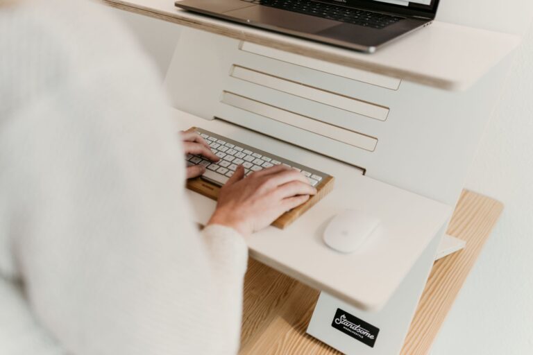 Laptop Stand Positioning Guide: 5 Critical Height and Angle Adjustments for Neck Alignment - deskgearreviews