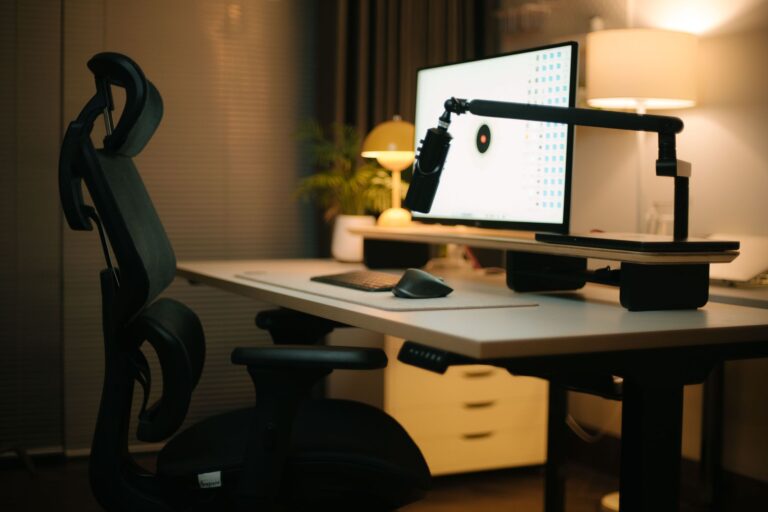 Desk Lighting Setup for Reduced Eye Strain: 3-Step Guide to Task and Ambient Lighting - deskgearreviews