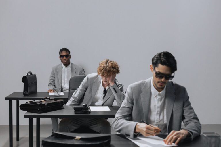 Best Standing Desks 2026: We Tested 10 Models for 30 Days Each - DeskGearReviews