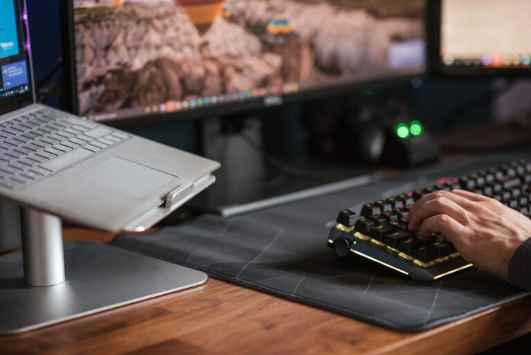 Mechanical vs. Membrane Keyboards: Reducing Typing Fatigue - deskgearreviews