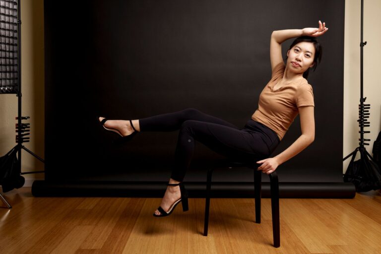Wobble Stool vs. Herman Miller Aeron: 30-Day Active Sitting Review - deskgearreviews