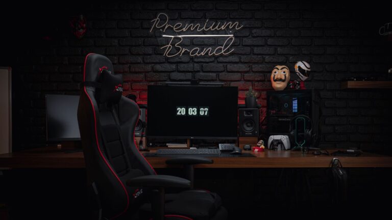 Ergonomic Office Chair vs. Gaming Chair: Which is Right for Your Workspace? - DeskGearReviews
